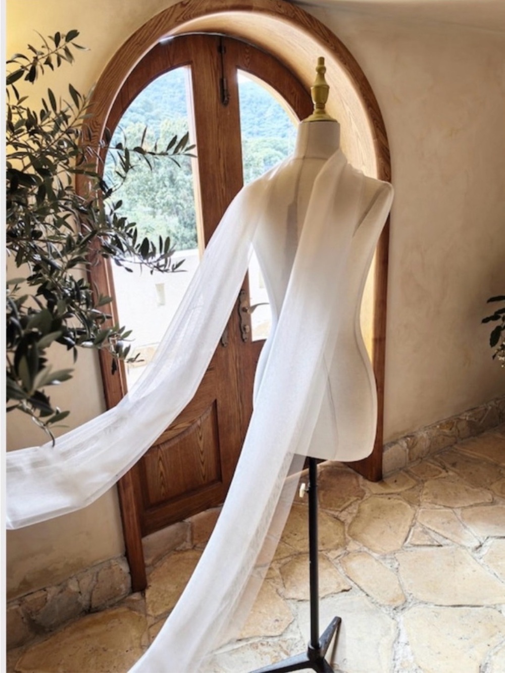 Elegant White Long Sheer Neck Scarf